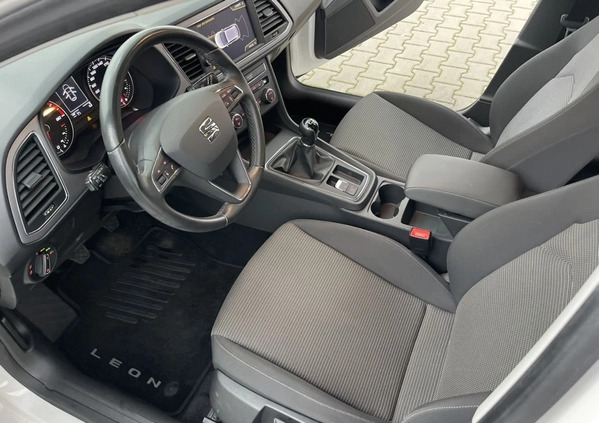 Seat Leon cena 54900 przebieg: 104000, rok produkcji 2017 z Leszno małe 326
